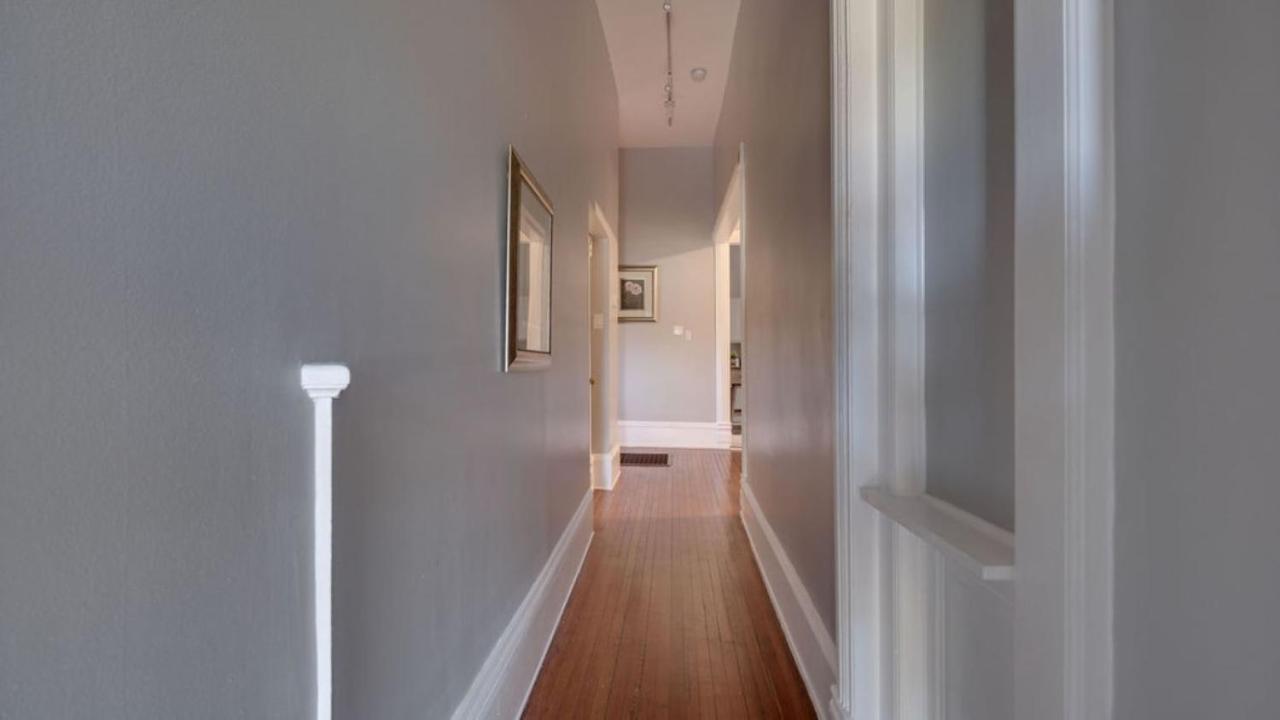 Elegant 2 Bed Directly On Forsyth Park Lägenhet Savannah Exteriör bild